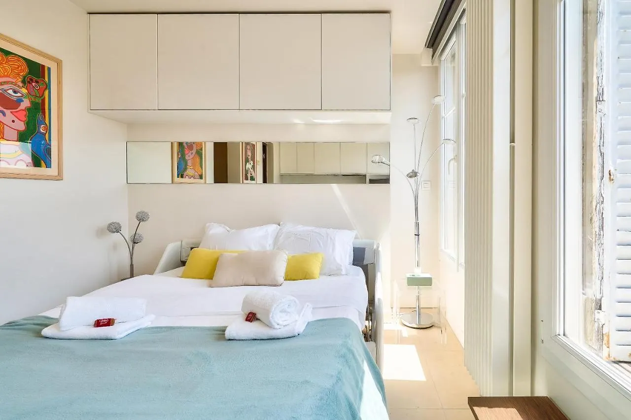 Designed With Ac-terrasse Vue Tour Eiffel Parijs