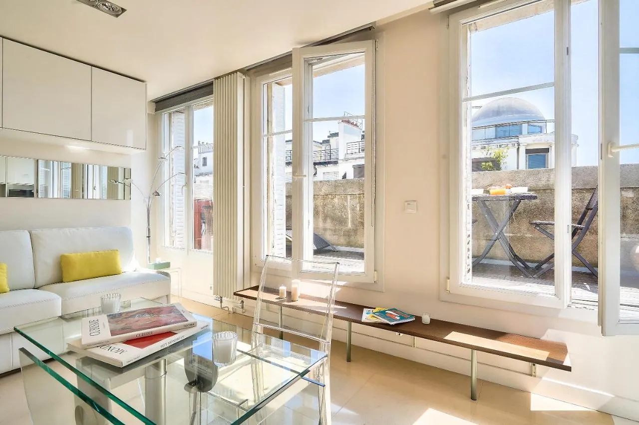 Designed With Ac-terrasse Vue Tour Eiffel Appartement Parijs