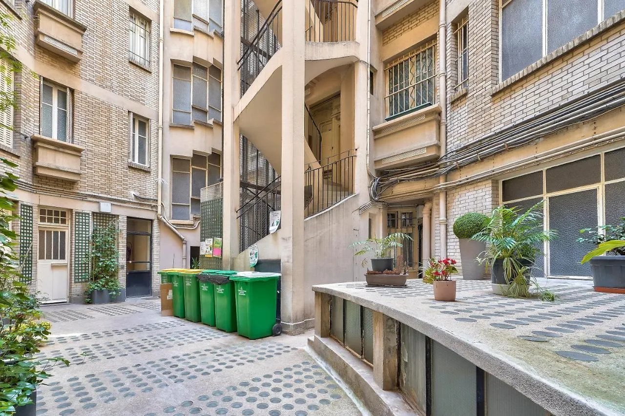 Designed With Ac-terrasse Vue Tour Eiffel Appartement Parijs